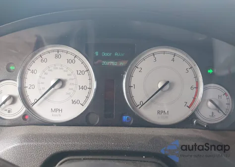 2007 Chrysler 300C из США, поврежденный, VIN 2C3KA63H27H705032